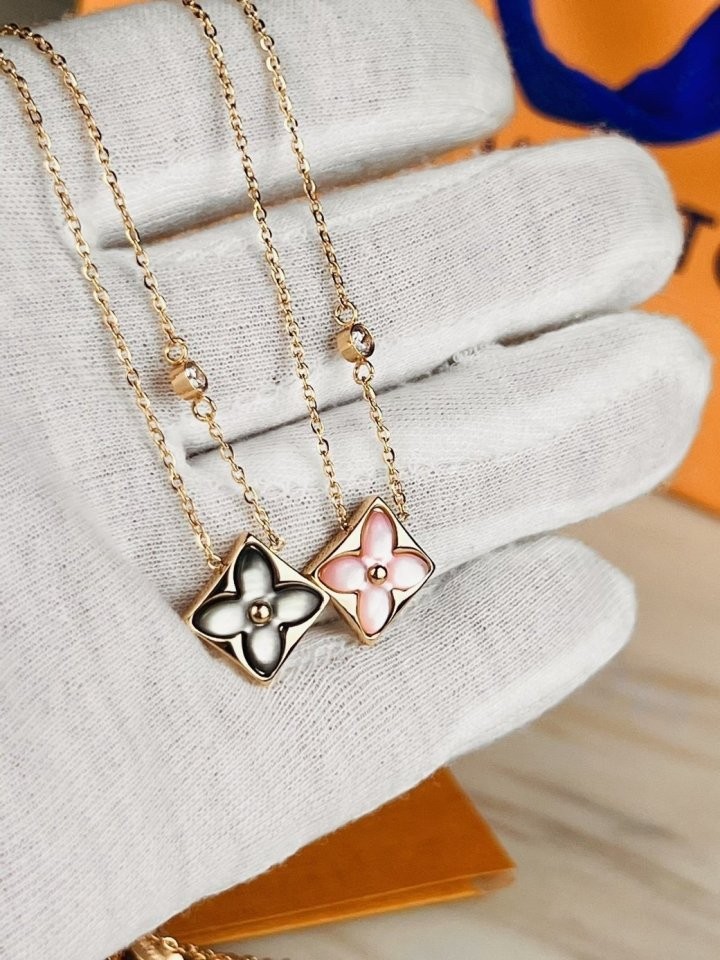 루*** Colour Blossom BB Star Pendant