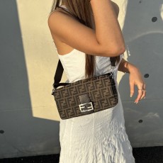 펜* 토바코 브라운 FF 자카드 패브릭 백