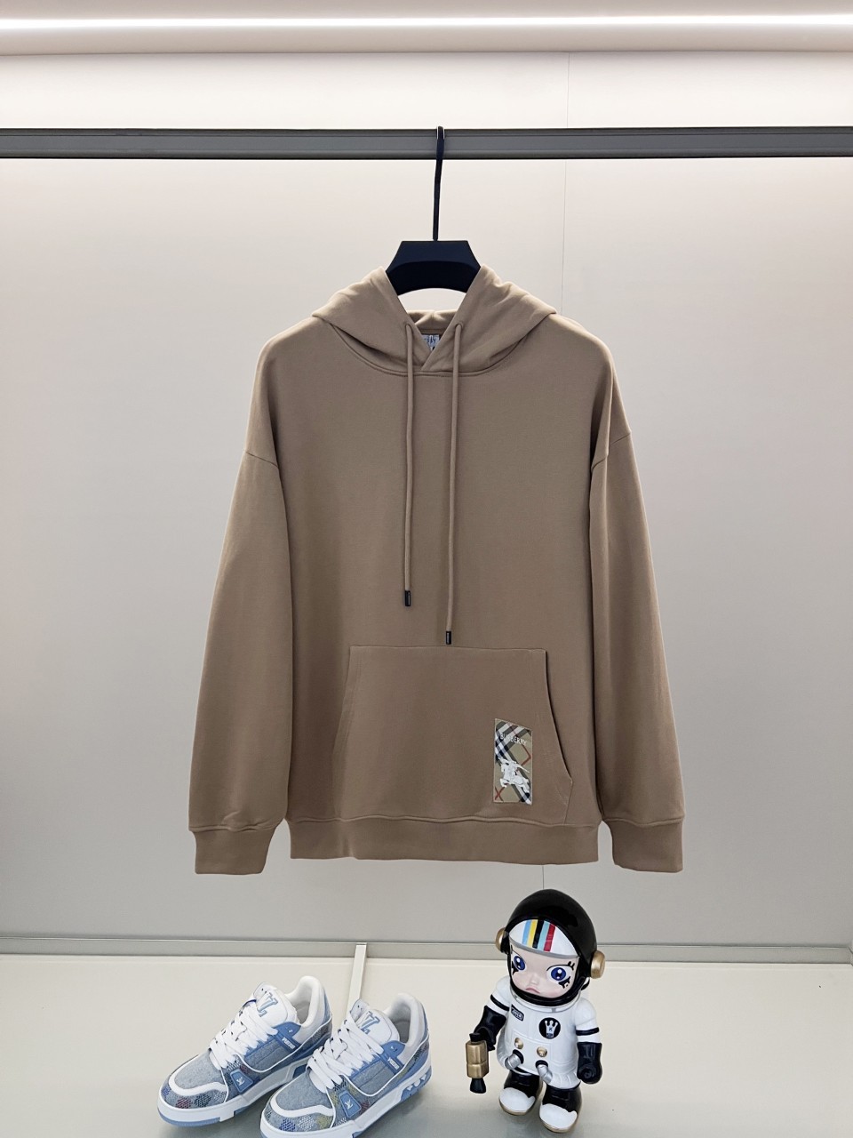 버** 체크라벨 코튼 후드티