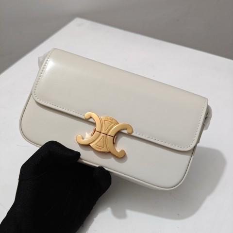 셀** 클로드 숄더백