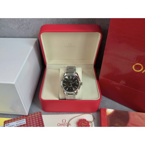오** 씨마스터 아쿠아테라 150m 41mm 블랙다이얼