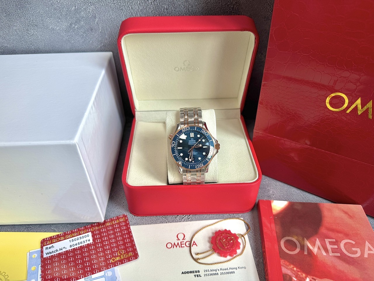 오** 씨마스터 다이버 300m 42mm 세드나 골드